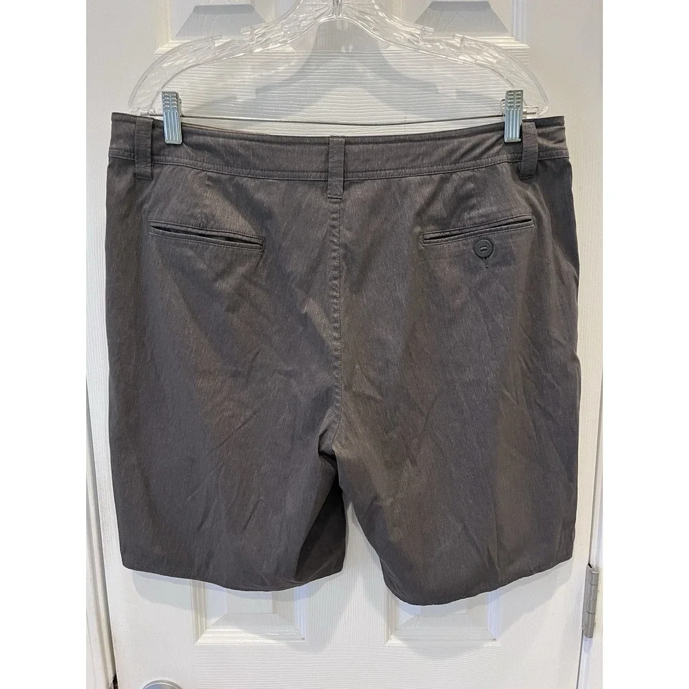 Patagonia Wavefarer Walk Shorts Mens 35 Feather Gray Stretch Casual Golf Swim